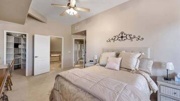 4 habitaciones, tabla de planchar con plancha y wifi gratis