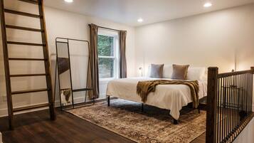 3 Schlafzimmer, Schreibtisch, Reisekinderbett, WLAN