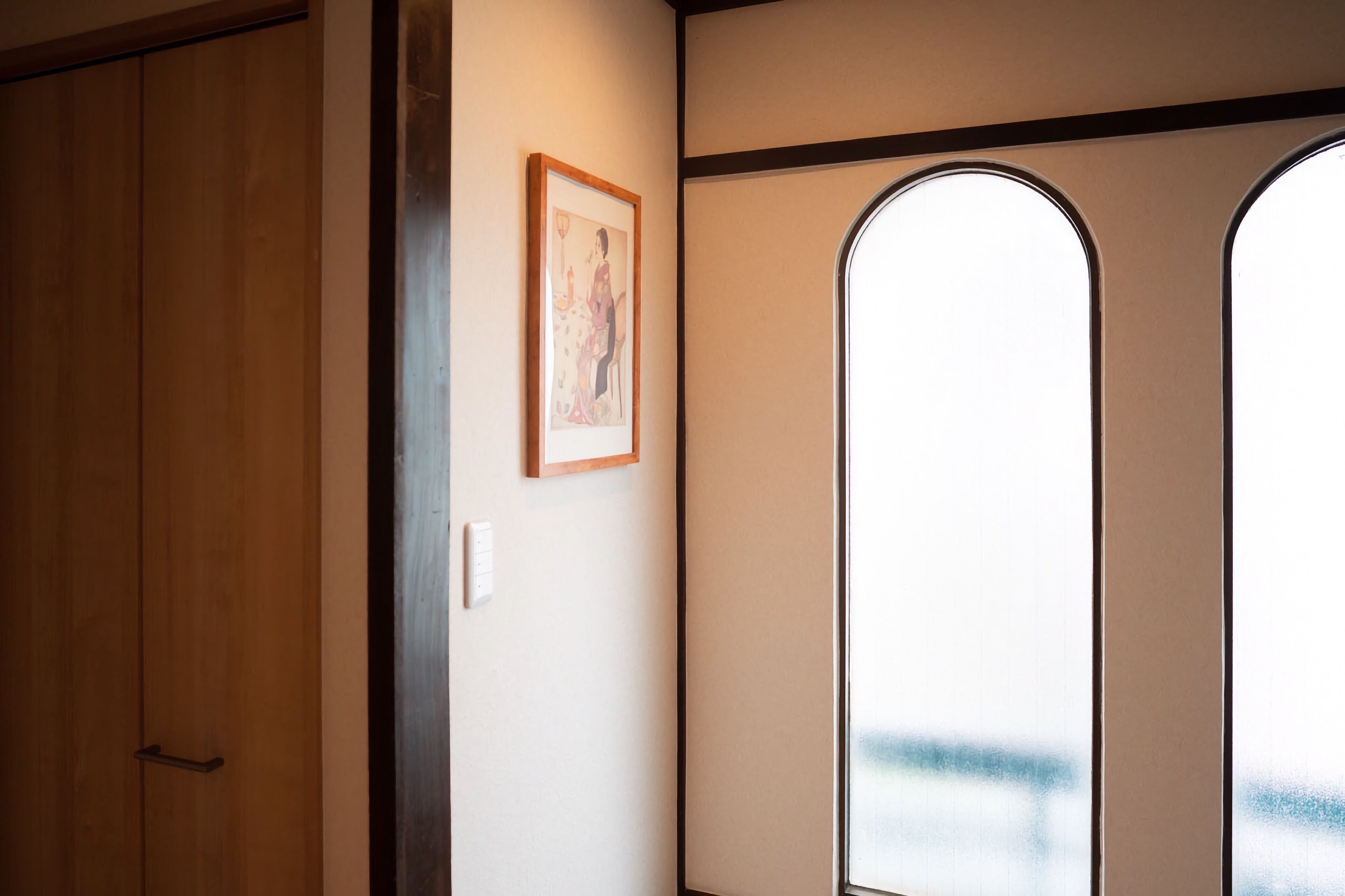 Family Triple Room | Living area | 43-inch flat-screen TV with cable channels