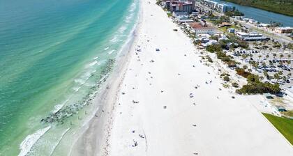 Beach Townhouse with Outdoor Pool