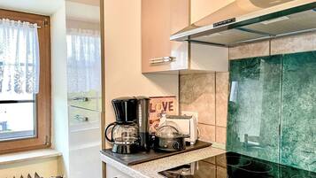 Microwave, oven, highchair