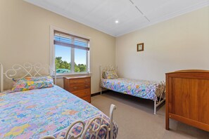 4 habitaciones, wifi gratis y ropa de cama 