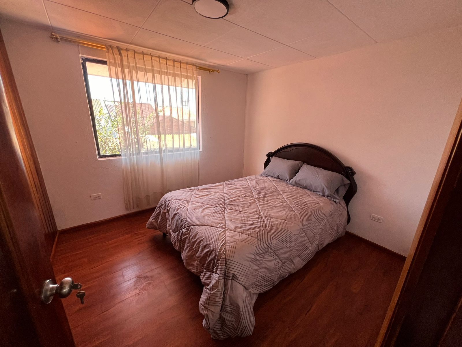 3 camere, Wi-Fi, lenzuola