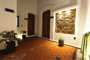 Courtyard - Casa Sofi Oaxaca (Oaxaca)