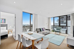 Apartment, 2 Bedrooms - The Beach - GCLR (Broadbeach)