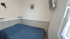 Unclassified image, 2 of 6, button - APPARTEMENT LE CLAIR AZUR (BORMES LES MIMOSAS)