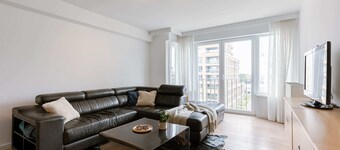 Huswell - Beachside 3-Bedroom Duplex Near Sea