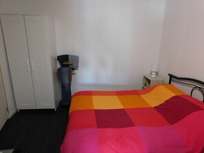 1 bedroom, WiFi, bed sheets