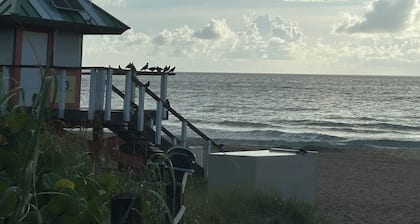 Luxury -2 Bedroom Home with Free Parking on Site