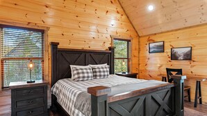 Cabin, Multiple Beds, Pool Access, Mountain View (Hibernation Haven) | 3 bedrooms, individually decorated, individually furnished, bed sheets - Modern Cabin w/ Pool, Hot Tub, Games & More! (Sevierville)