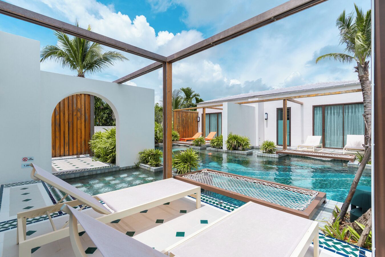 One-bedroom Lagoon Suite Villa (Free Drop-off Airport Transfer) | View from room
