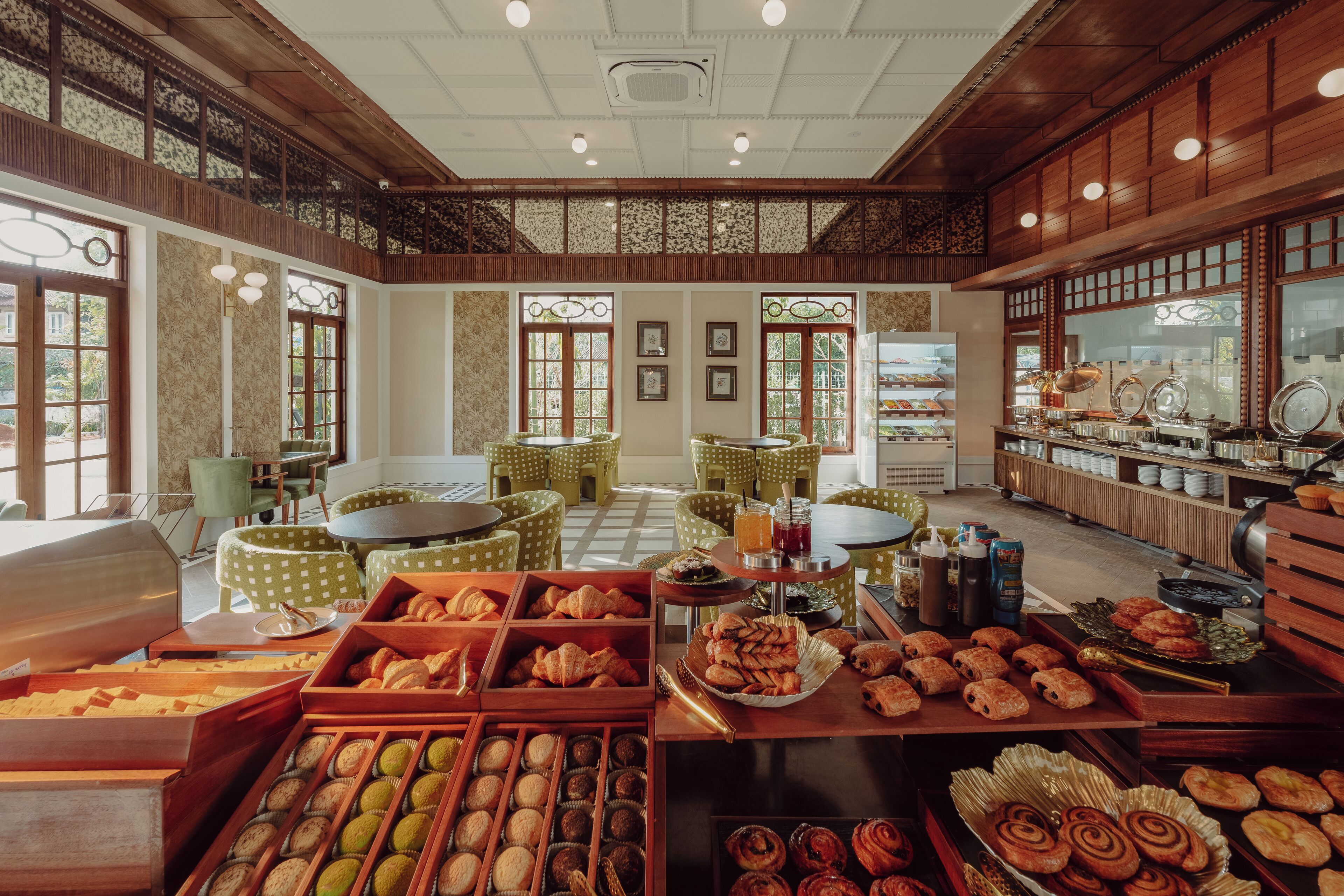 Sarapan siap masak setiap hari (THB 350 per orang)