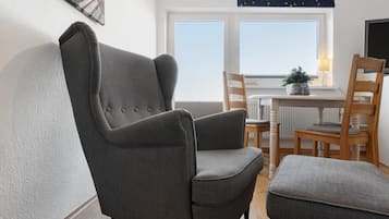 Fernseher, Stereoanlage