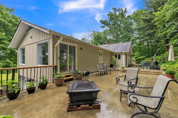 Terrace/patio - The Greene Hills Vista House (Stanardsville)