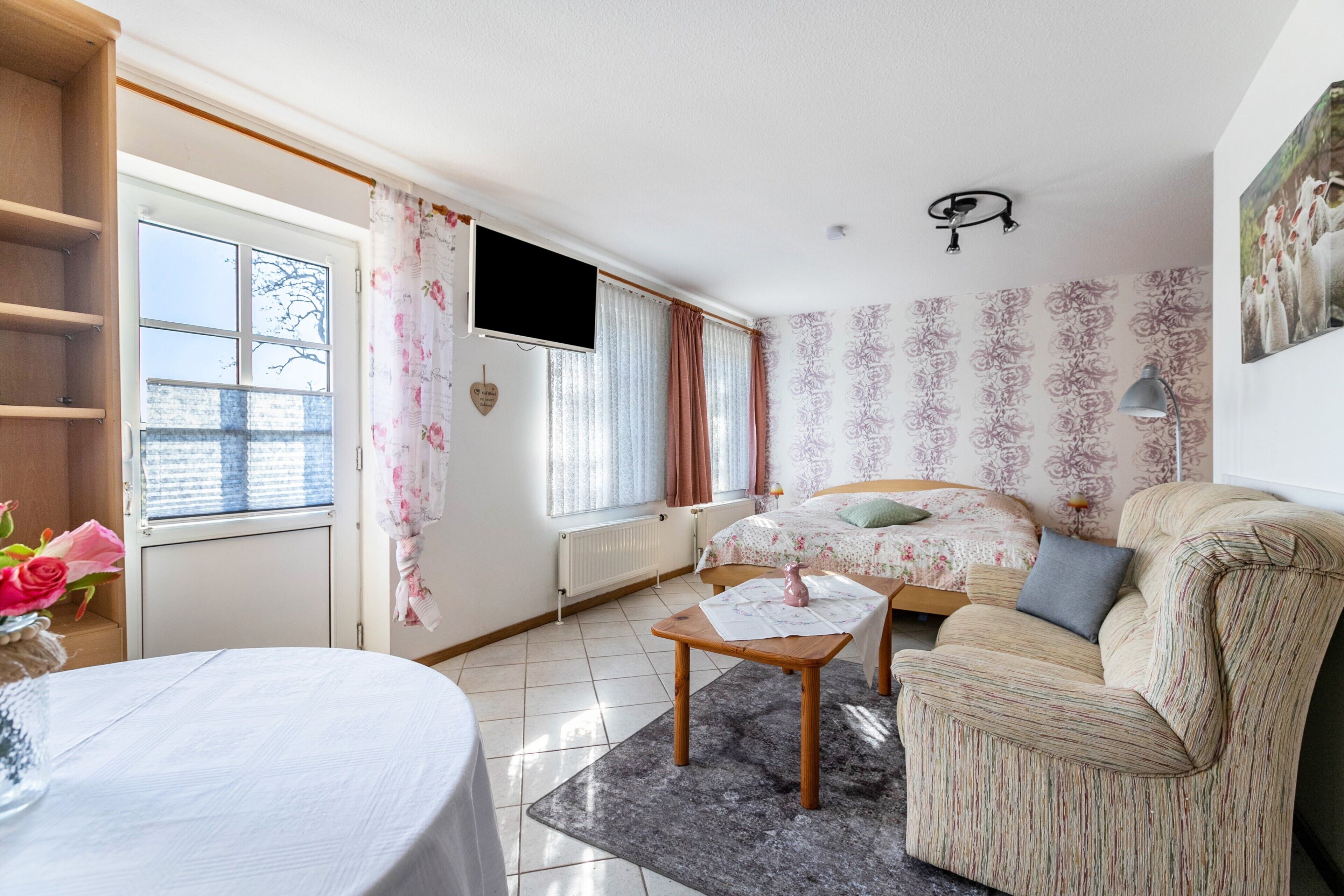 1 bedroom, iron/ironing board, free WiFi, bed sheets