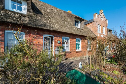 Ferienwohnung 'Fewo Heinke' mit privater Terrasse, privatem Garten und WLAN