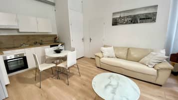 Télévision à écran plat