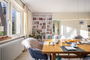 Dining - Holiday Home 'Sandstrand' with Private Terrace, Garden, and Wi-Fi (Timmendorfer Strand)