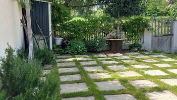 Enceinte de lâhĂ©bergement