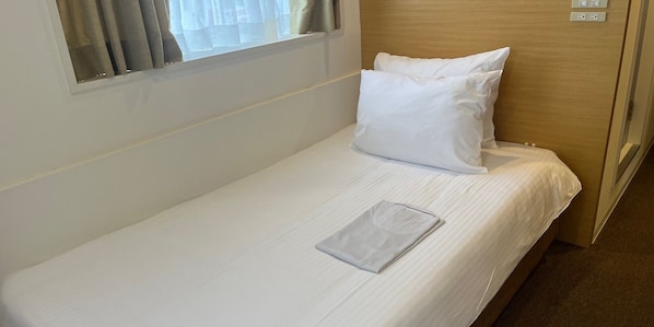 Desk, free WiFi, bed sheets