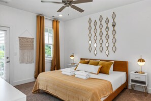 4 Schlafzimmer, Bügeleisen/Bügelbrett, kostenloses WLAN, Bettwäsche