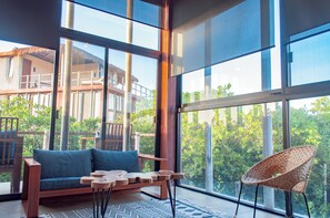 Hochwertige Bettwaren, Select-Comfort-Betten, Zimmersafe