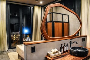 高級寢具、Select Comfort 床墊、房內夾萬、獨特設計