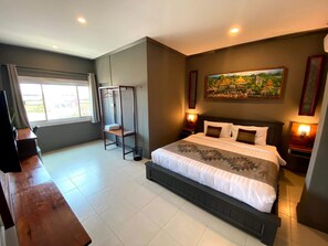 Superior Double Room - Patuxay Place  (Vientiane)