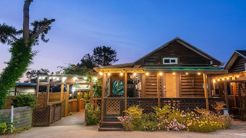 Boryeong Hiddenvillage Dokchae Poolvilla