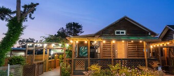 Boryeong Hiddenvillage Dokchae Poolvilla