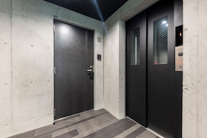 숙박 시설 정면