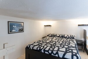 1 室のベッドルーム、アイロン / アイロン台、WiFi、ベッドシーツ