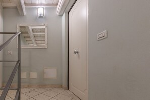 Interior - Ferrara Center Bi-level Beauty Apartment (Ferrara)