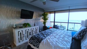 2 bedrooms, in-room safe, desk, iron/ironing board - Direct Oceanfront in the Heart of Waikiki! Spectacular New Custom Reno!!! (Honolulu)