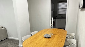 Unclassified image, 4 of 15, button - Guest Suite in beautiful Norwood (Norwood)