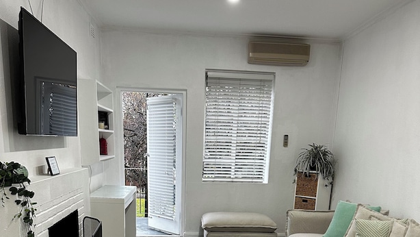Unclassified image, 1 of 15, button - Guest Suite in beautiful Norwood (Norwood)