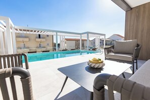 Deluxe Apartment, Balcony, Pool View | Terrace/patio - Exclusive villa M apartments (Baska Voda)