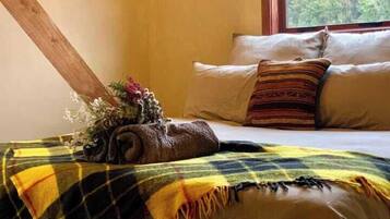 3 slaapkamers, een strijkplank/strijkijzer, wifi, beddengoed