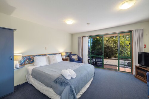 Central | Affordable | Queen Studio 2 - KK521122, Central Location | Affordable | Queen Studio