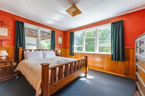 4 makuuhuonetta, Wi-Fi, vuodevaatteet