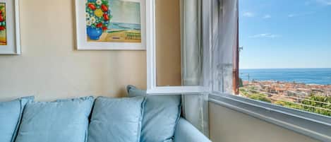 Family Apartment, Multiple Bedrooms (Casa Stefania - Quadro sul Mare) | Interior