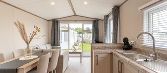 Chalet in De Haan near Sandy Beaches