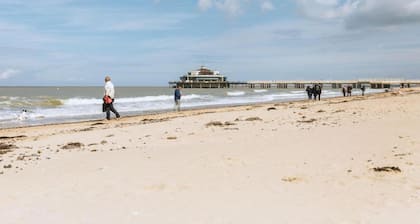 Chalet in De Haan near Sandy Beaches