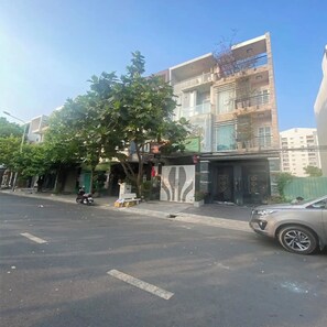 Exterior - Center District 2, 8 min to district 1 HCM

 (ho chi minh)