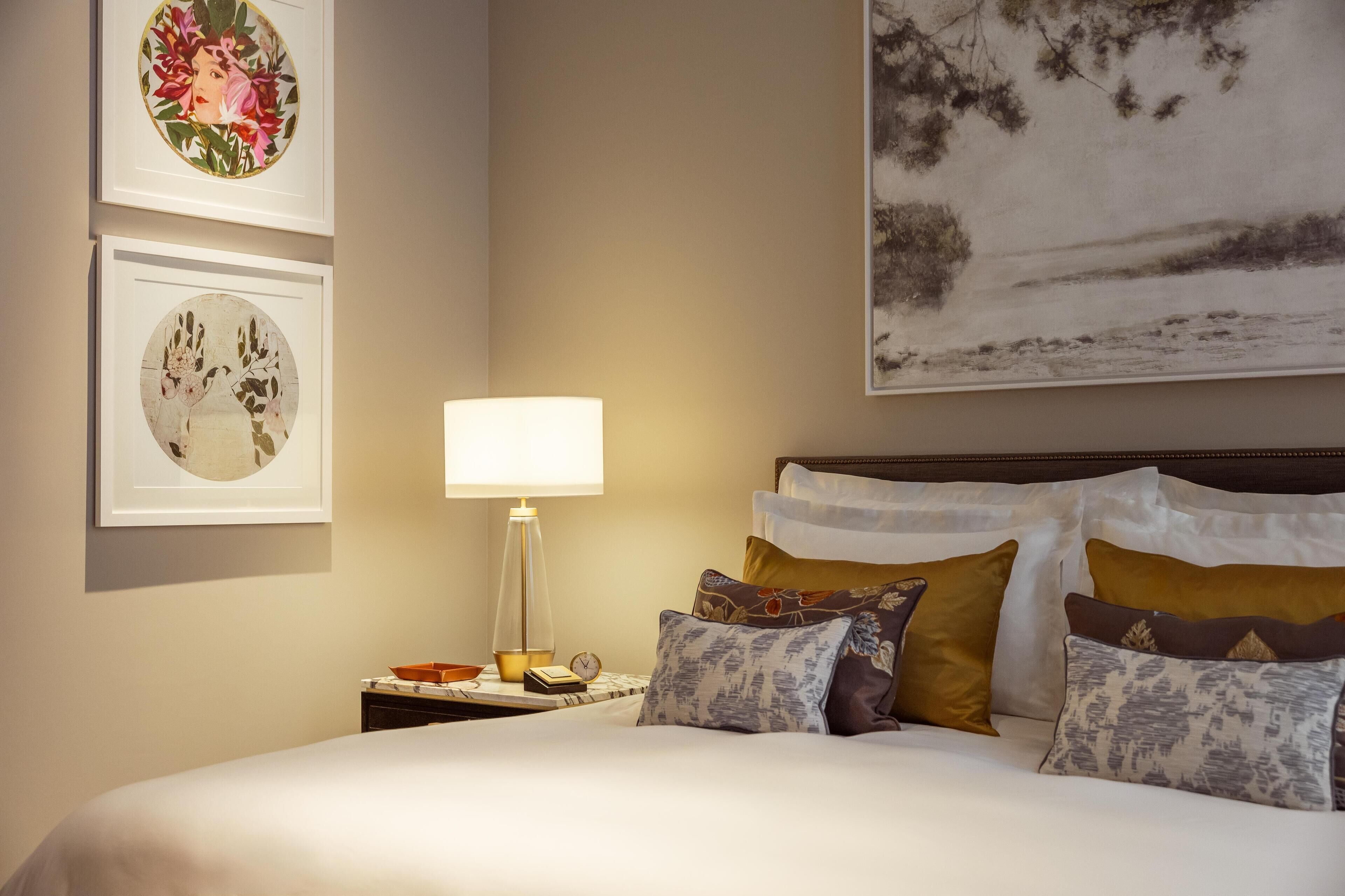 Superior kamer | Italiaanse Frette-lakens, luxe beddengoed, een minibar