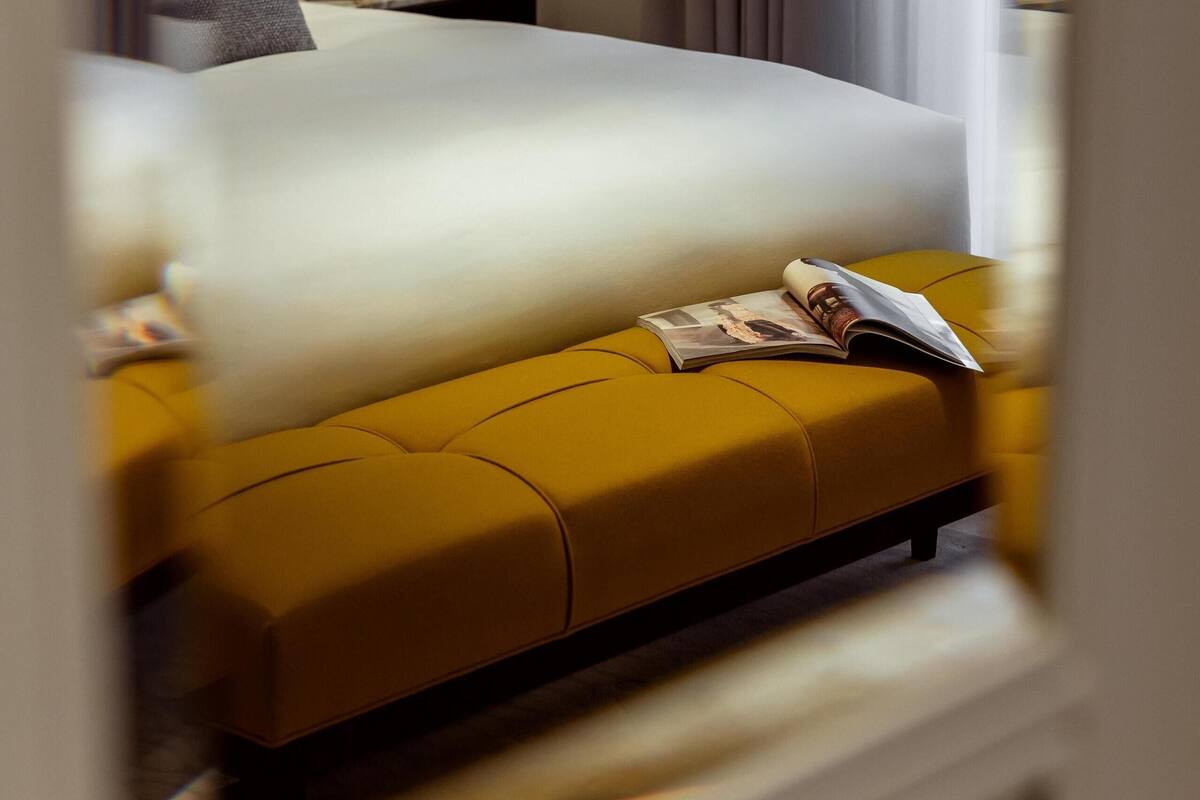 Deluxe Suite | Frette Italian sheets, premium bedding, minibar, in-room safe