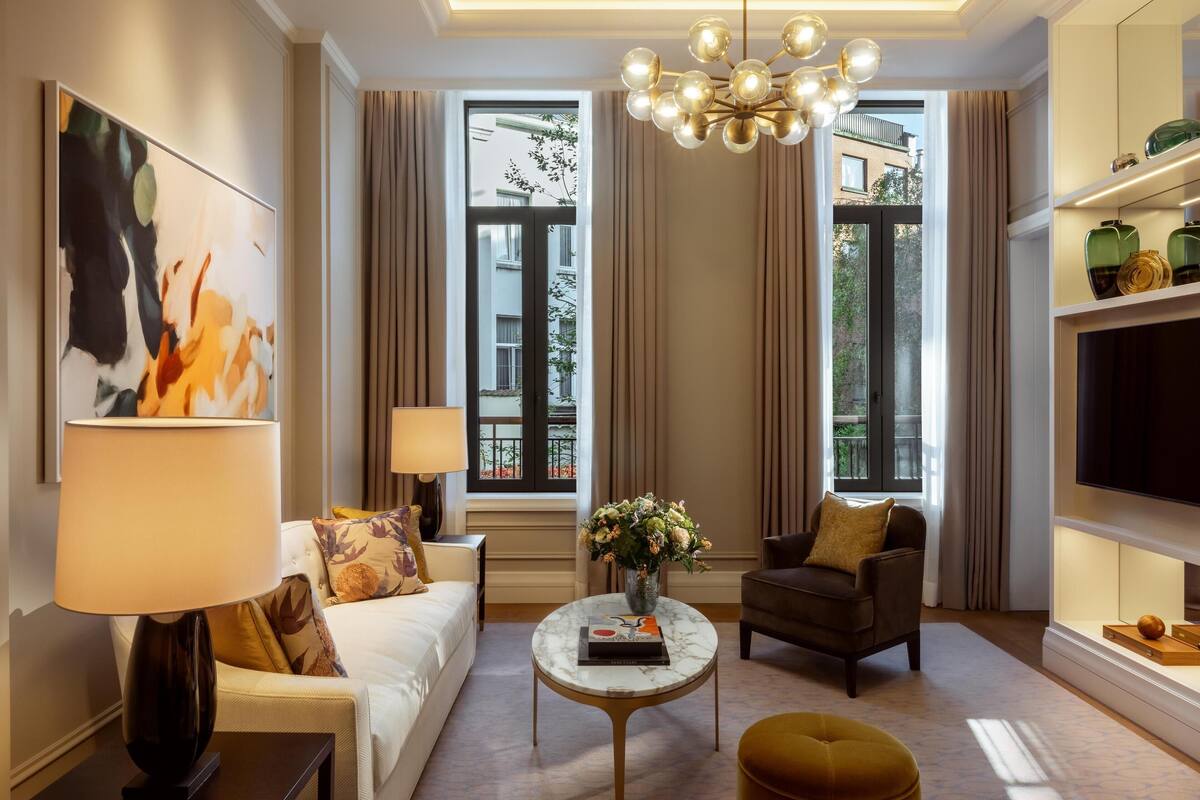 Superior Suite | Frette Italian sheets, premium bedding, minibar, in-room safe