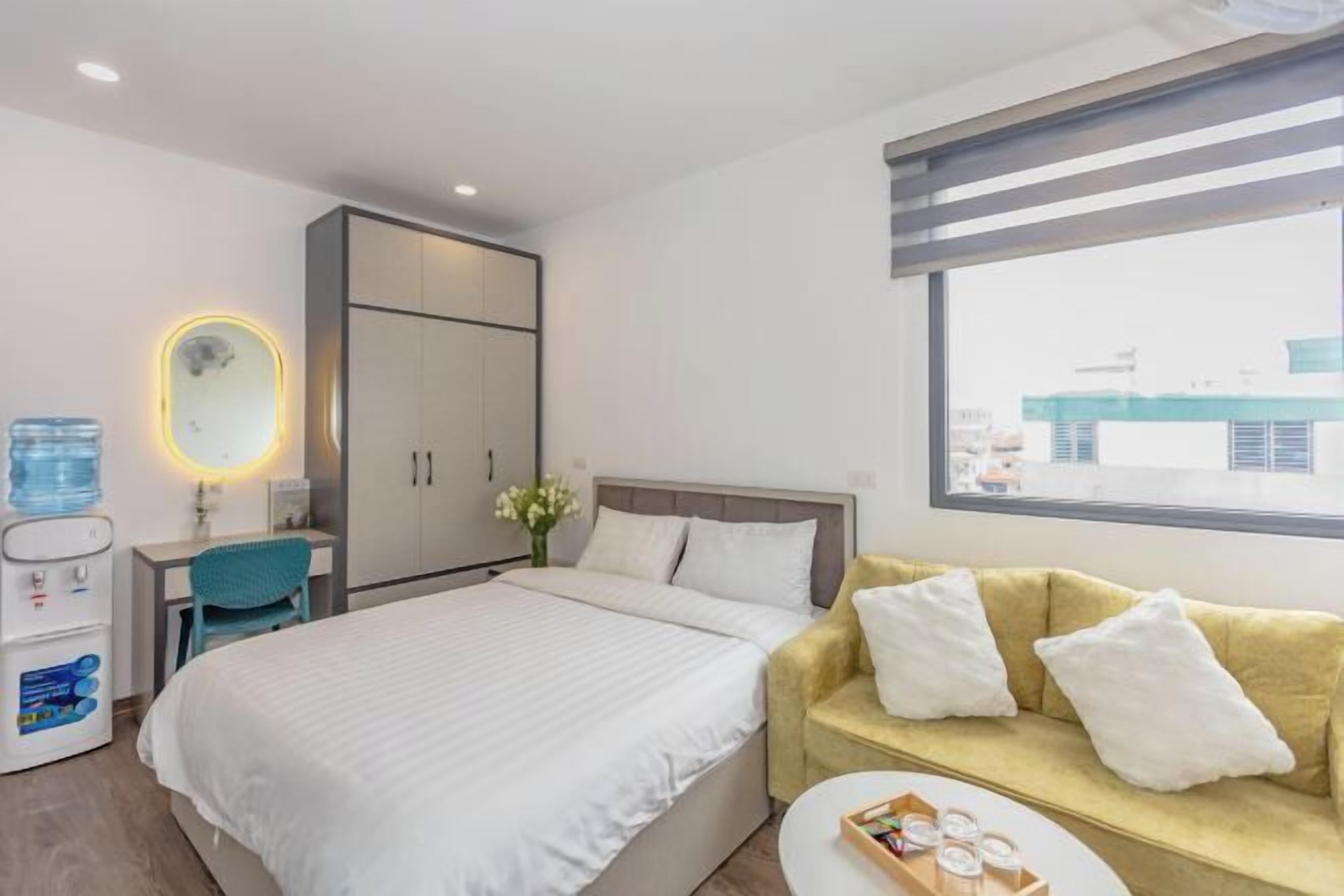 Egyptian cotton sheets, premium bedding, down comforters