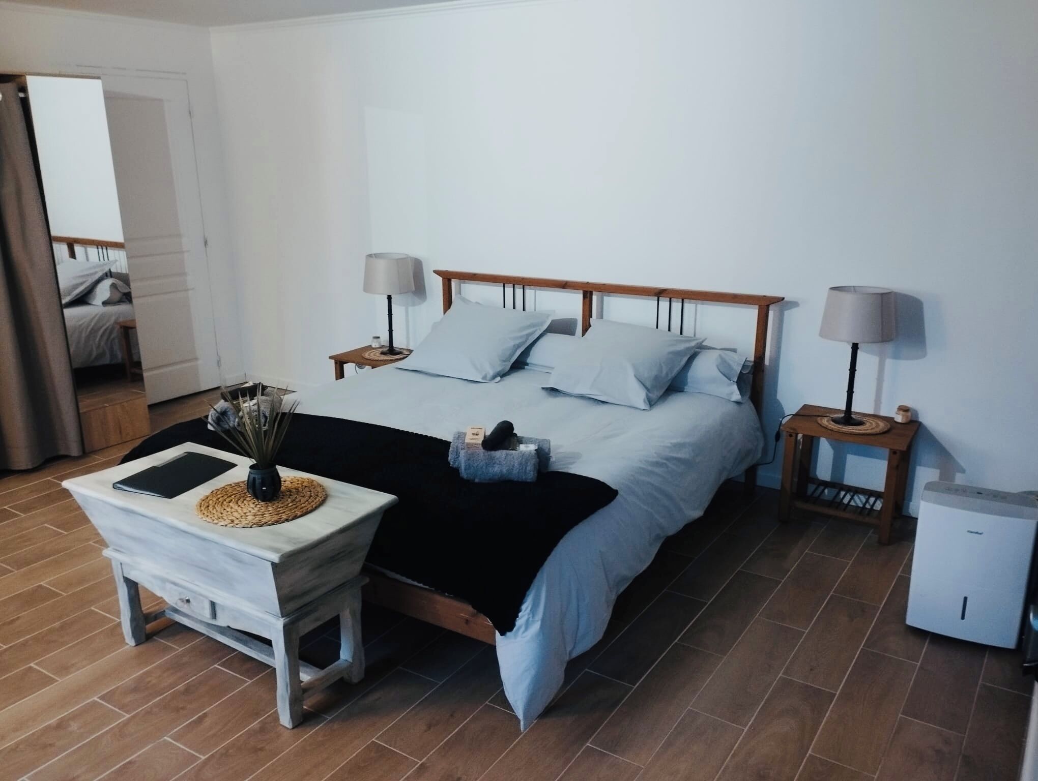 3 bedrooms, iron/ironing board, free WiFi, bed sheets