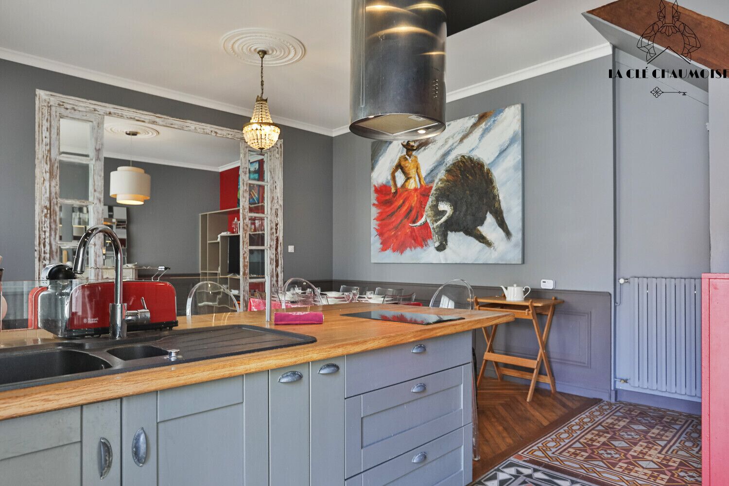 Réfrigérateur, micro-ondes, four, lave-vaisselle